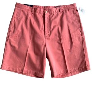 NWT Vineyard Vines Classic Fit Club Shorts Mens Size 40 X 9” Inseam Rhubarb.
